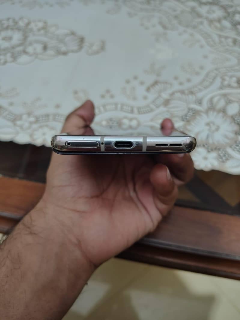 One Plus 8 5