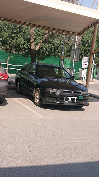 Mitsubishi Galant 2005