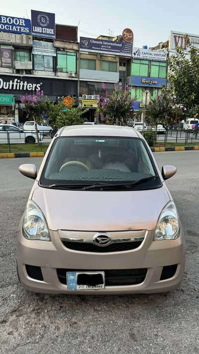 Daihatsu Mira 2011
