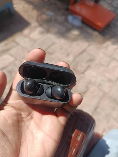 Bluetooth headphones