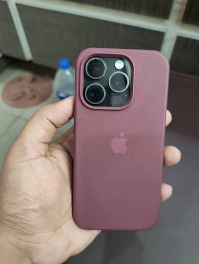 Apple iPhone 15 Pro Jv 128gb with Original Charger