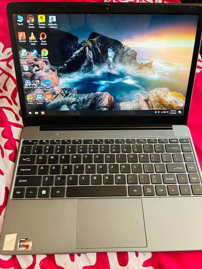 mechrevo Pm Laptop slightly used 10/9.5 condition