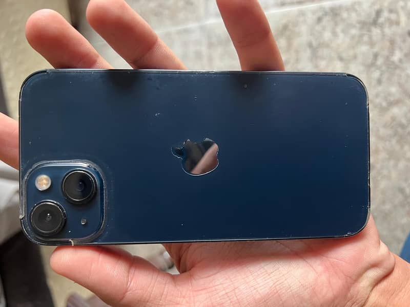 Apple iPhone 13 2