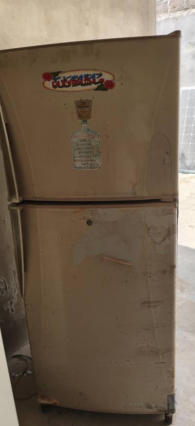 Fridge working conditions me hain