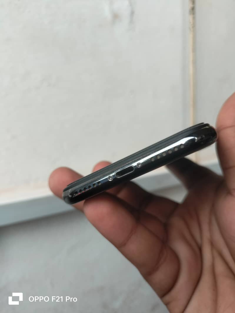 Apple iPhone X 2