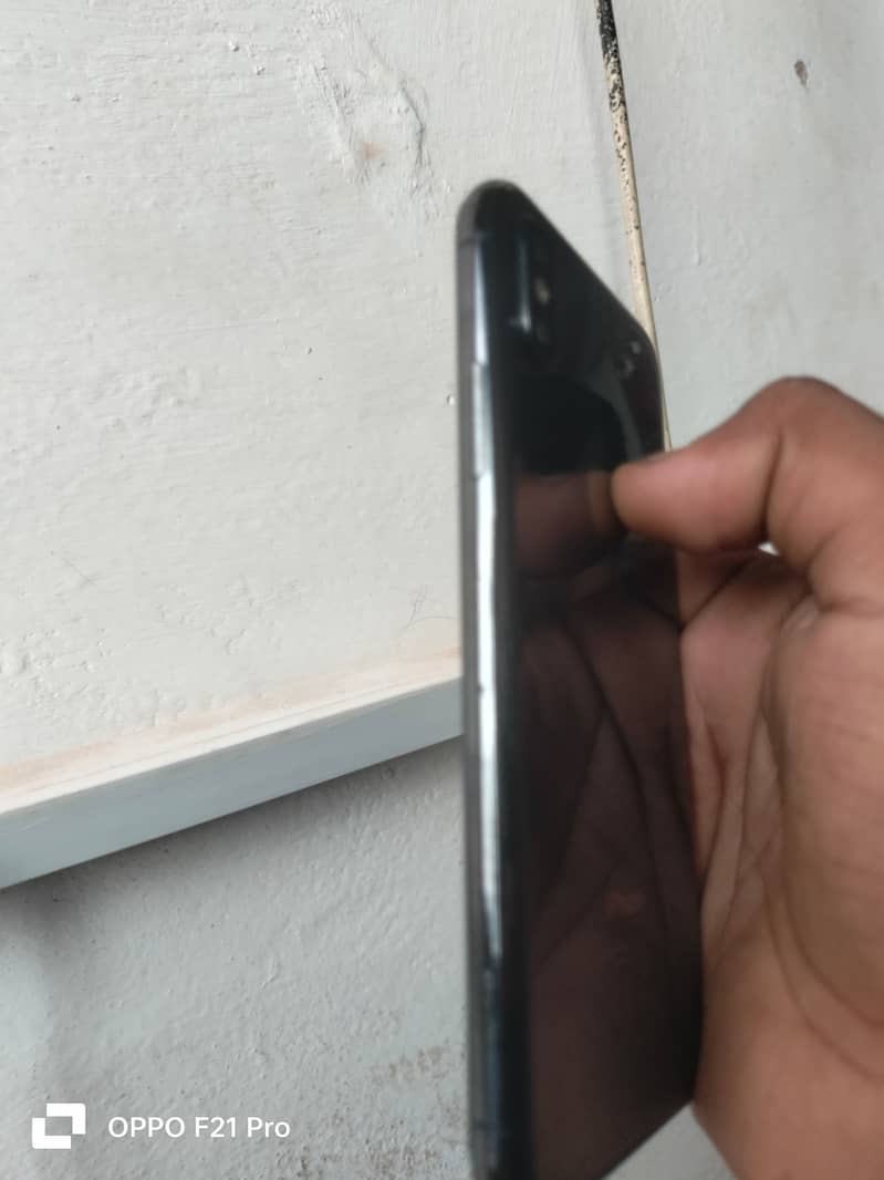 Apple iPhone X 5