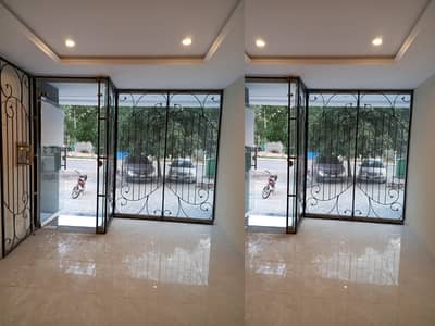 Ground Floor Shop 450 Sq Feet Available For Rent In Bahria Town Lahore