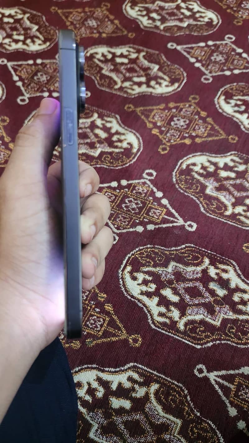 Apple iPhone 14 Pro Max 2