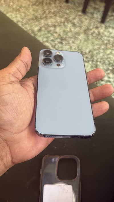 Apple iPhone 13 Pro Non Pta factory unlocked with box