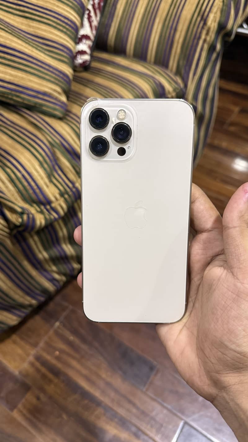 Apple iPhone 12 Pro Max 3