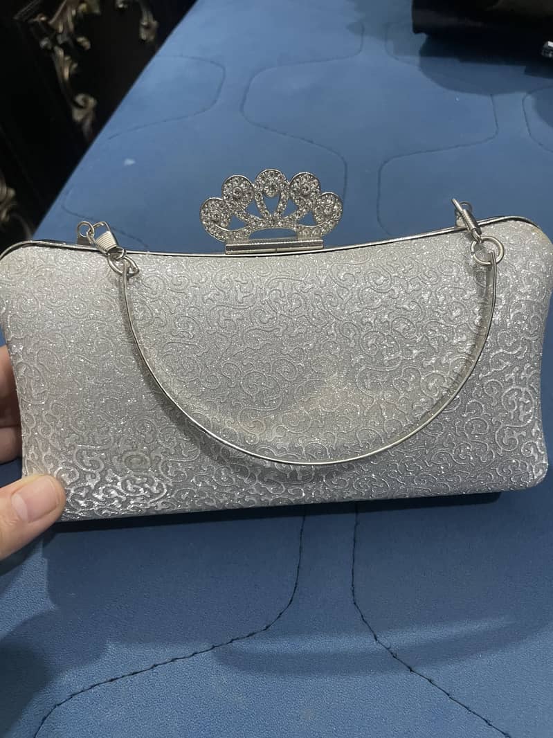 Fancy clutch 1