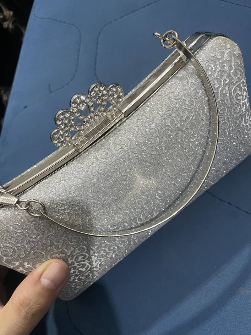 Fancy clutch 2