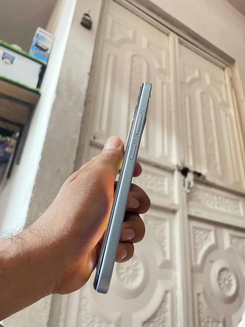 OPPO A18 0