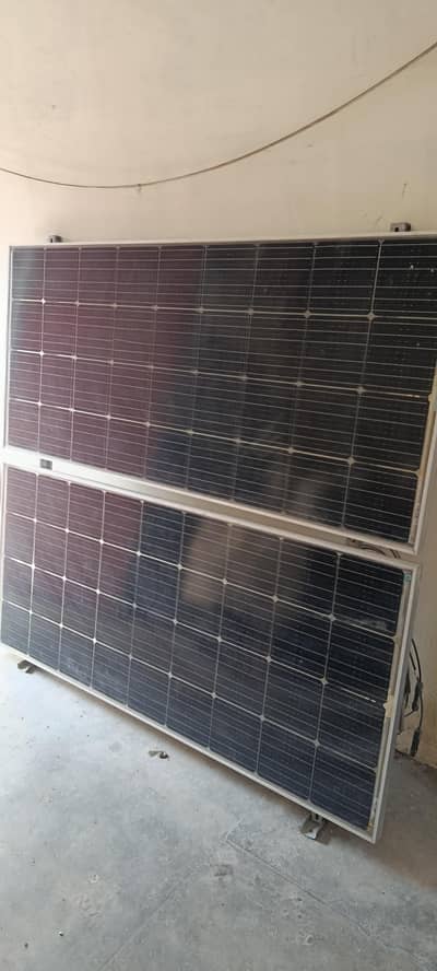 2 Year Used Solar Panels 220w for sale