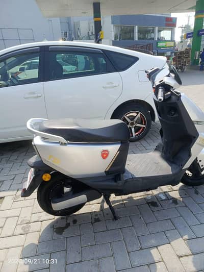 electric Scooty