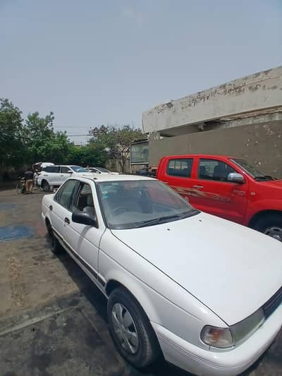 Nissan Sunny 1992