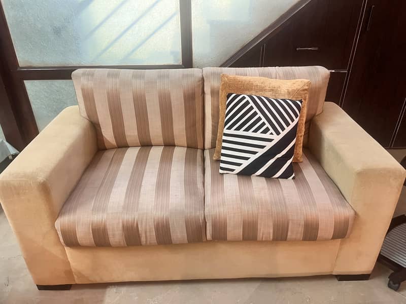 |Sofa Set|5 seater sofa|Center table|coach sofa|Singal Sofa|Table|Sofa 0