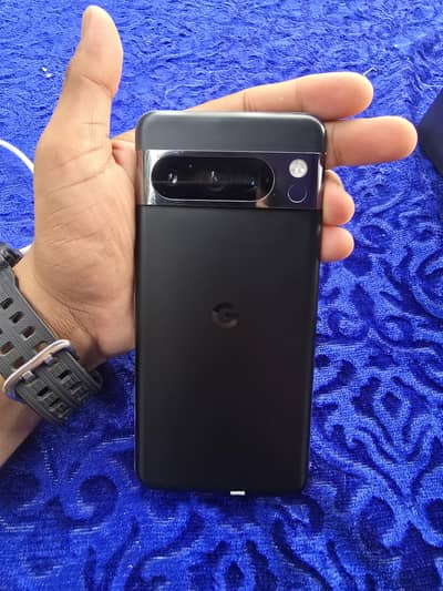 Google Pixel 8 Pro