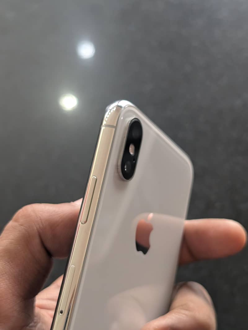 Apple iPhone X 1