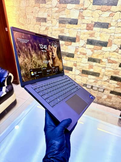 Dell Laptop core i7 | 8th Gen Touch Screen Ultra Slim Series laptop