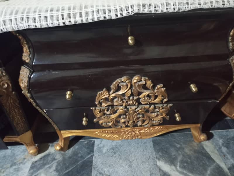 bed Said table 3