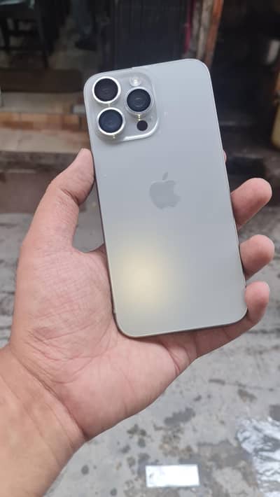 Apple iPhone 15 Pro Max