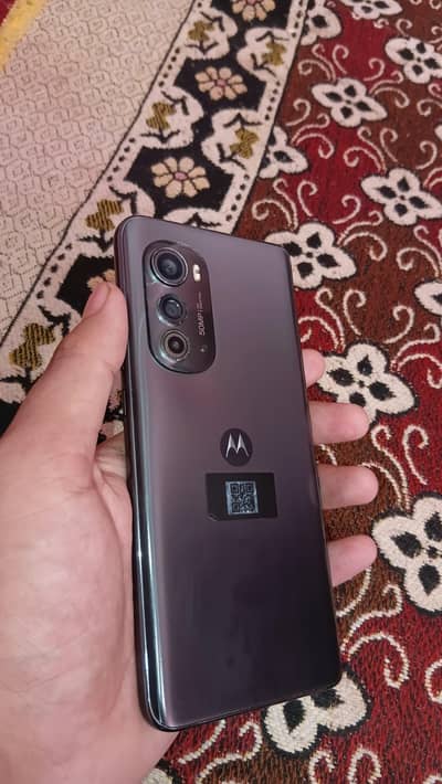 Motorola Edge (2022)   [12/256]