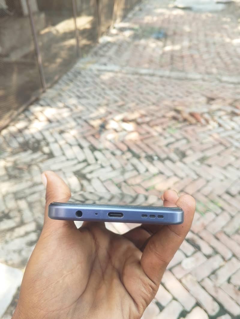 oppo A6K 4