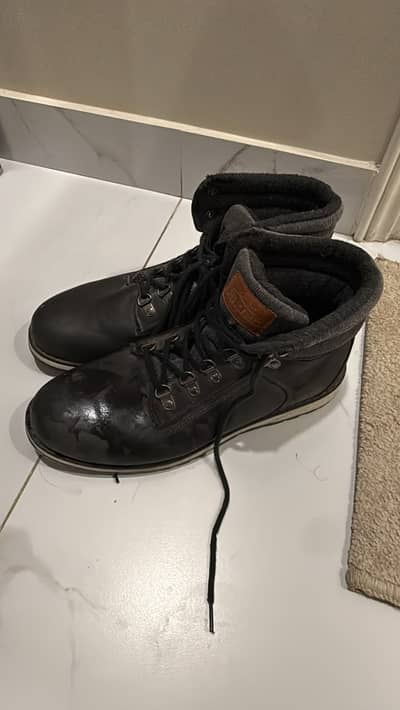 NewYorker Hiking Boots (New)