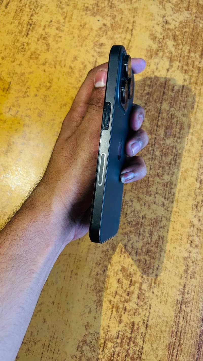 Apple iPhone 14 Pro 3