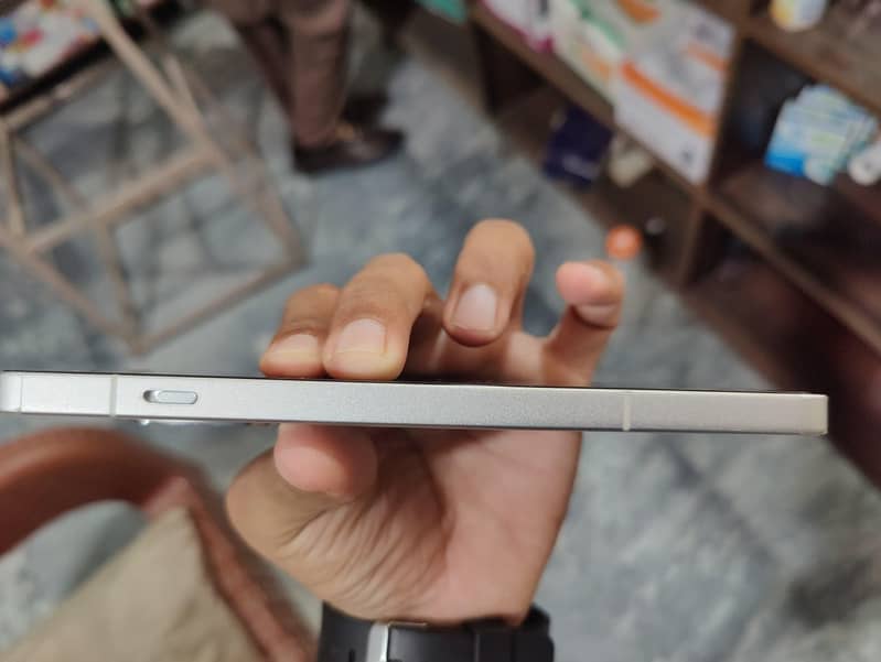 One Plus 13r 7