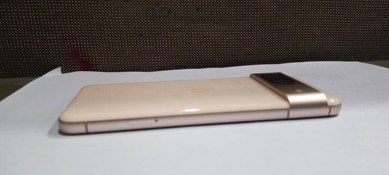 Google Pixel 8 6
