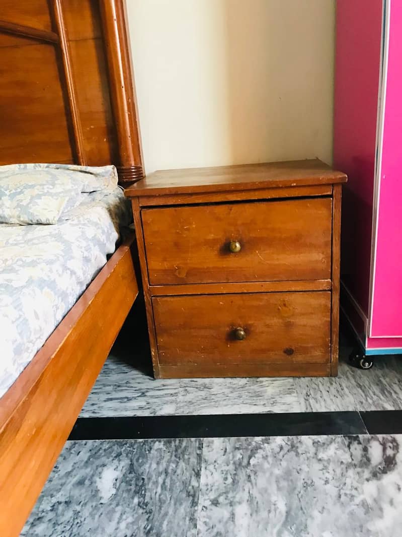 Double bed (Complete Set) 6