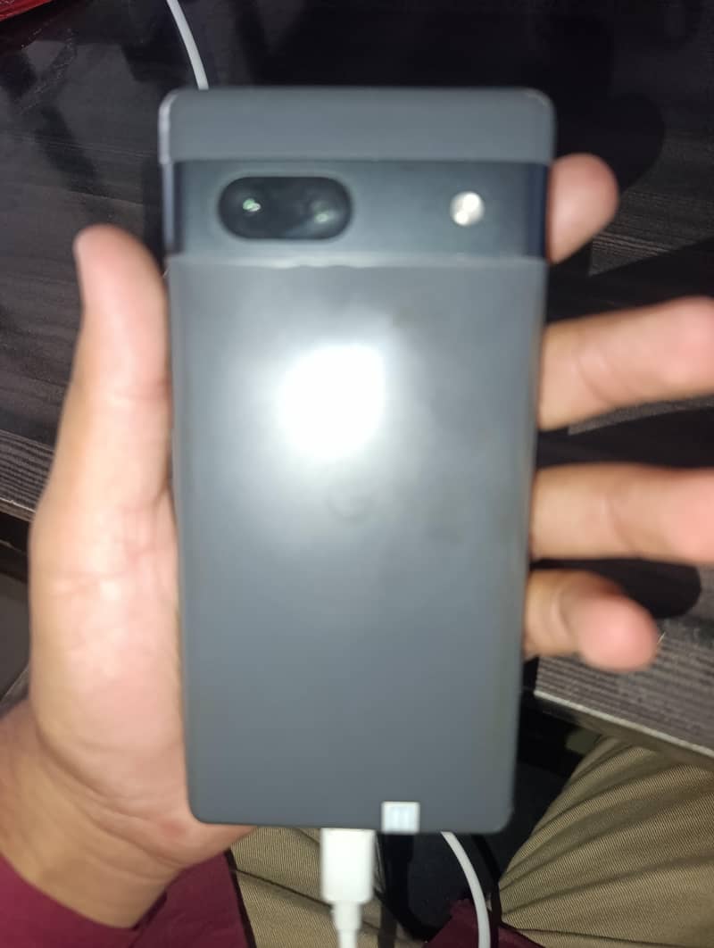 Google Pixel 7a 2