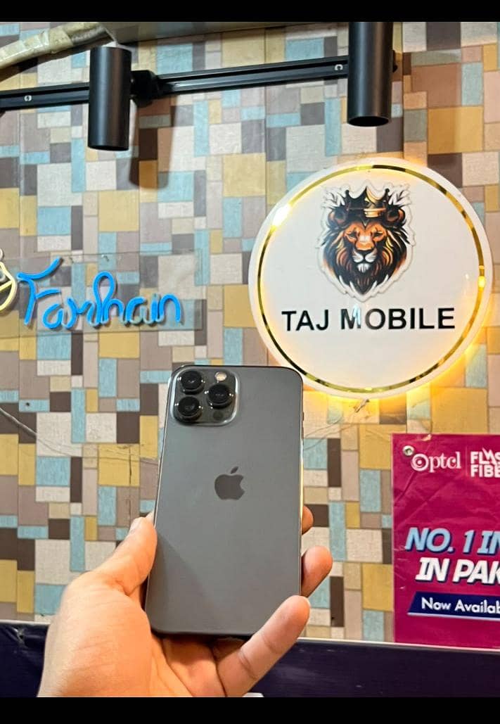 Apple iPhone 13 Pro Max 0
