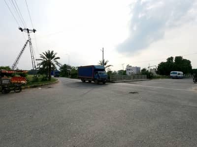 5 Marla Residential Plot In Lahore Is Available For sale