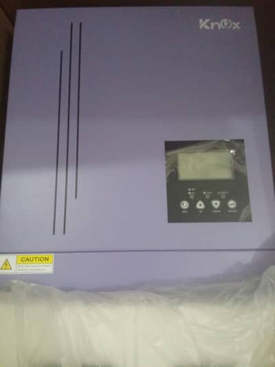 Brand New 4.5KW Solar Inverter + 2×600W+ Solar Panels | Box Pack