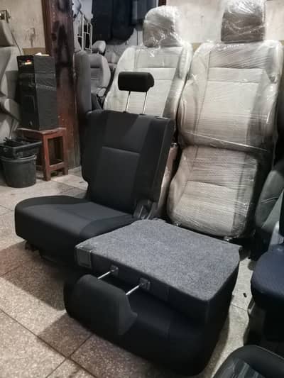 Suzuki every centre seats