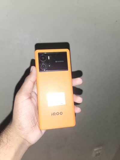 Vivo iQOO 9 Pro with box or original charger