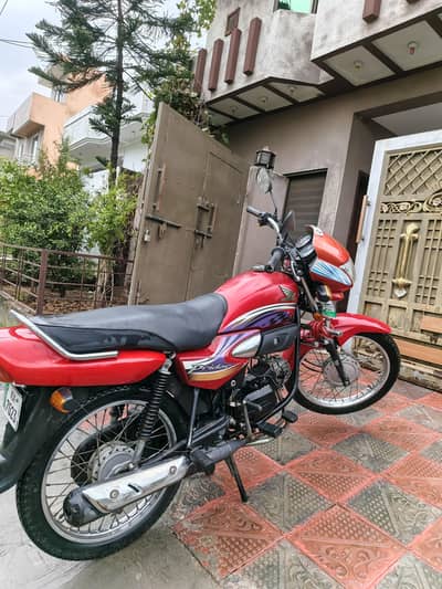 Honda pridor