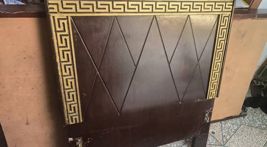 Elegant Single bed for sale