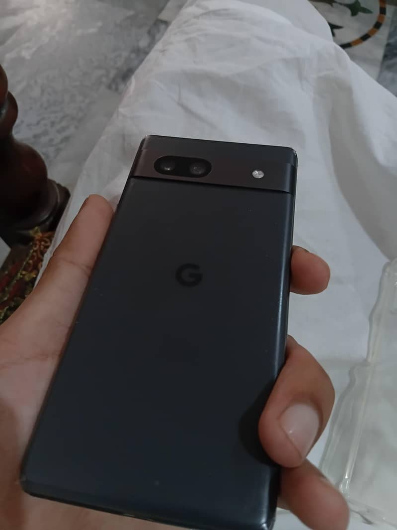 Google Pixel 7a 12