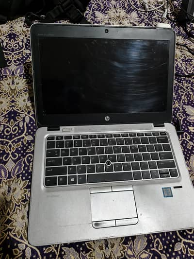 HP 820 G3 - i7 6th Gen - 8/256