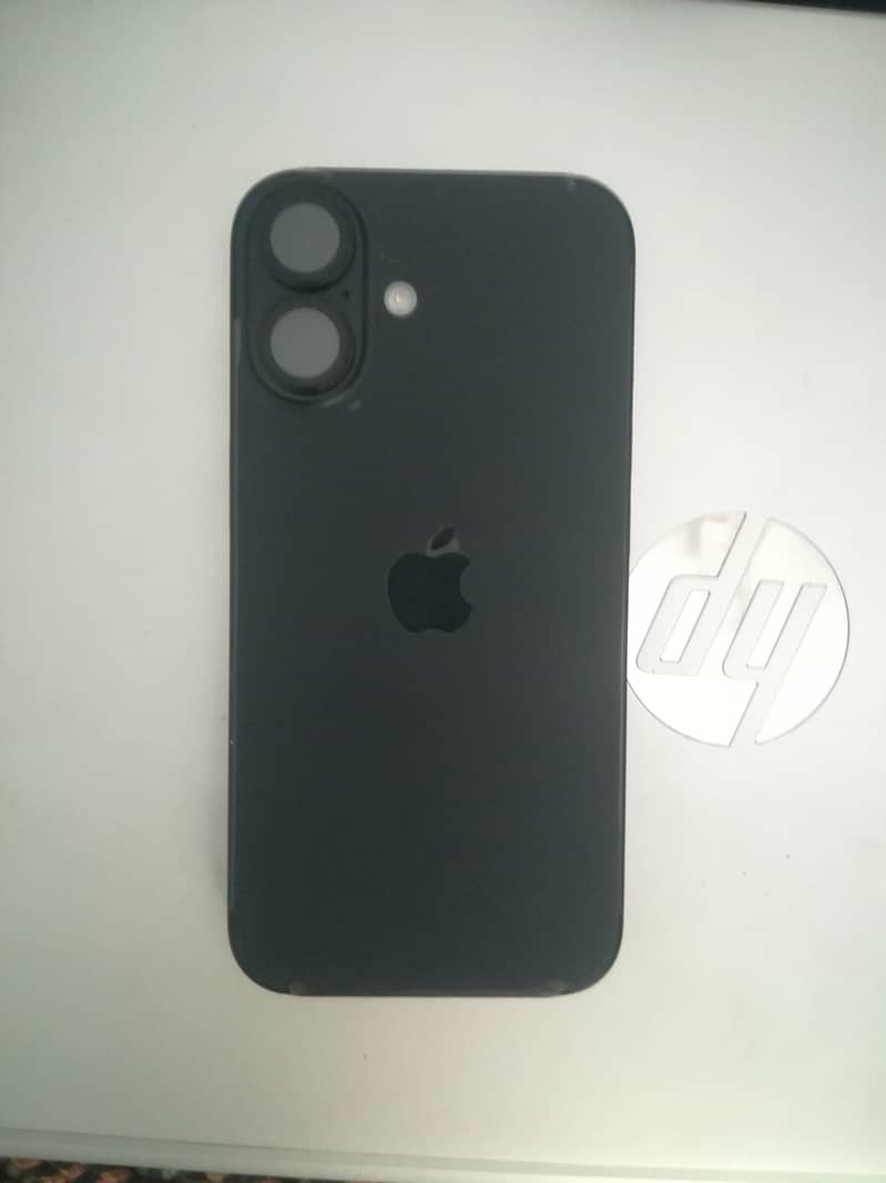 Apple iPhone 16 9