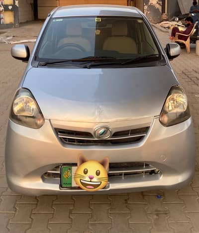 Daihatsu Mira 2012