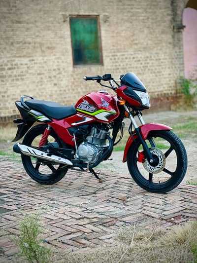 Honda Cb125f