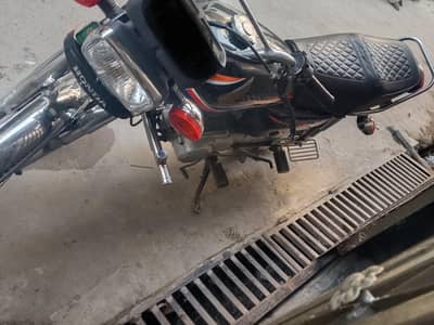Honda 125.