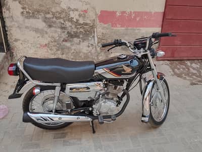 cg 125 self start chrorm edition