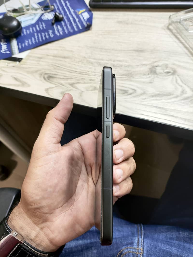 Xiaomi 15 6