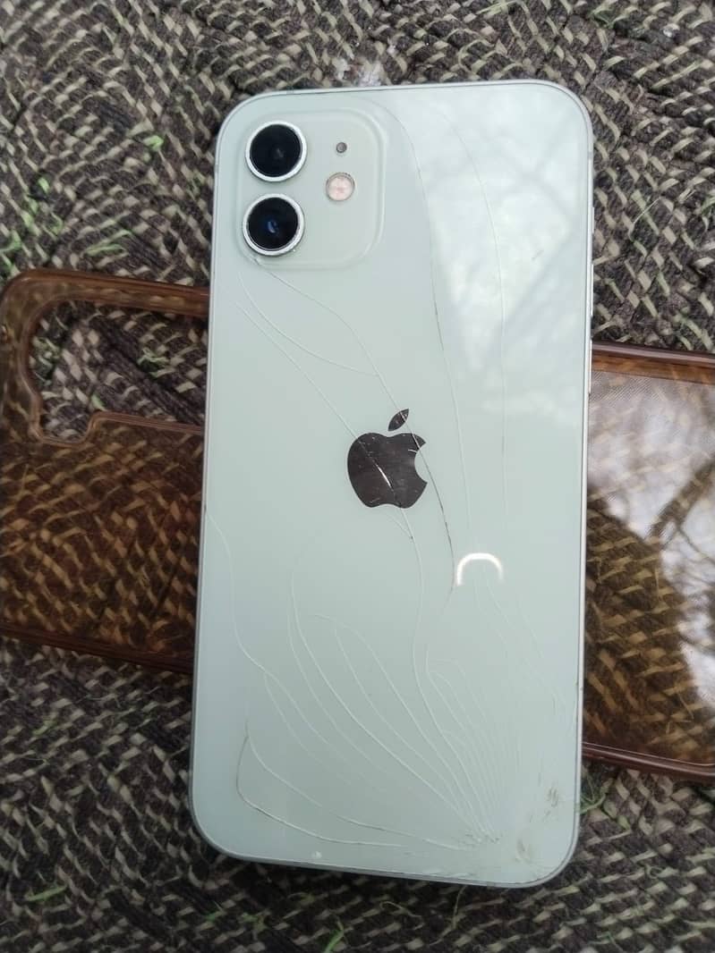 Apple iPhone 12 0